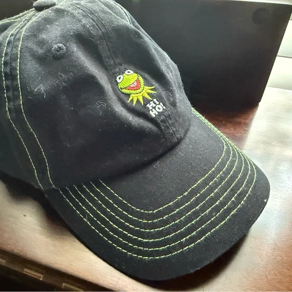 Embroidered Kermit the frog Hat with Hi Ho - Disney limited edition hat - Picture 2 of 5